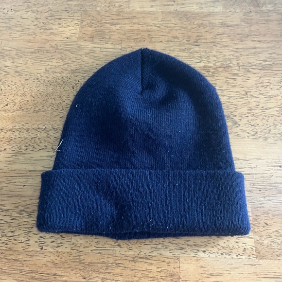 Rams beanie - Picture 4 of 4